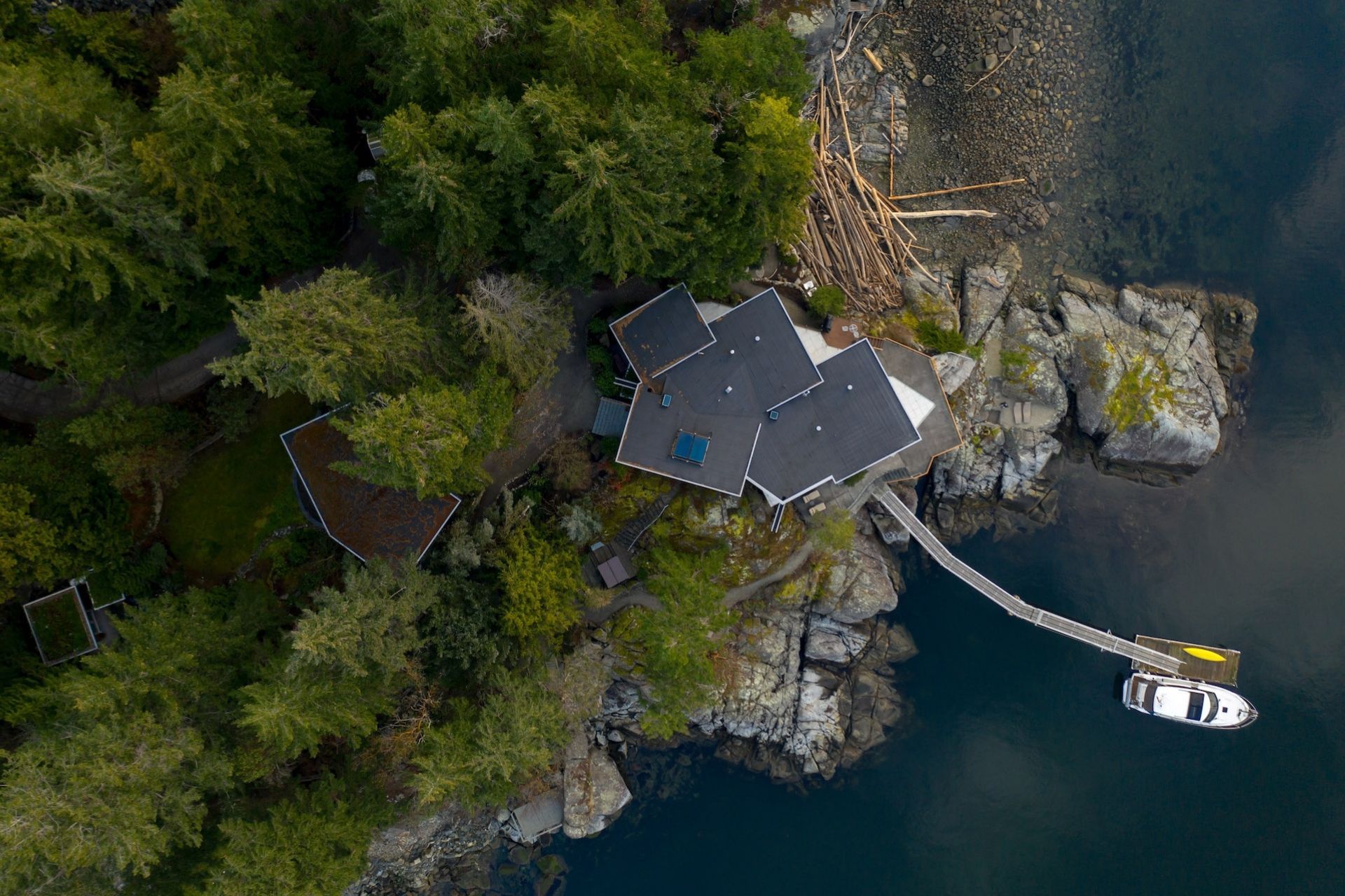 Birdseye view of the Pointhouse